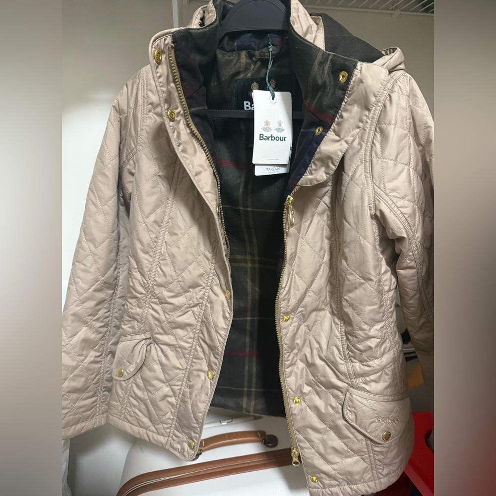 Barbour women’s jacket NWT